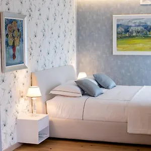 https://seven-luxury-suites-apartments.hotels-in-tirana.com